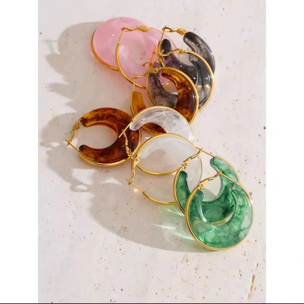 Elegant Tortoise Shell Gold Hoop Earrings Green earrings - Picture 8 of 9
